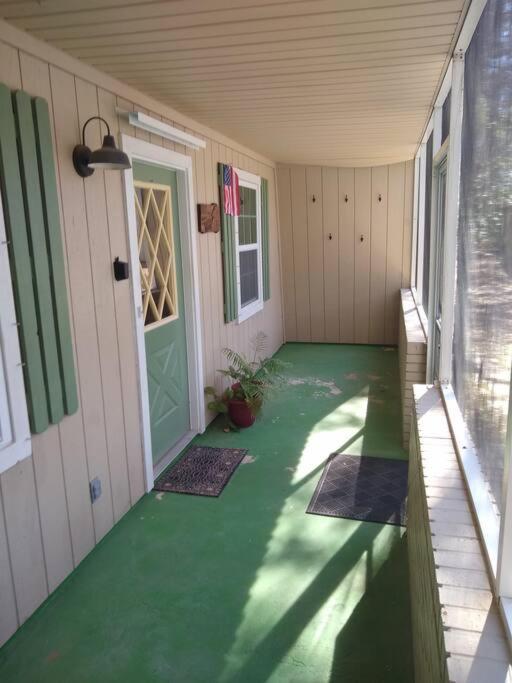 Huck's Hideaway Near The Santa Fe River Hébergement de vacances