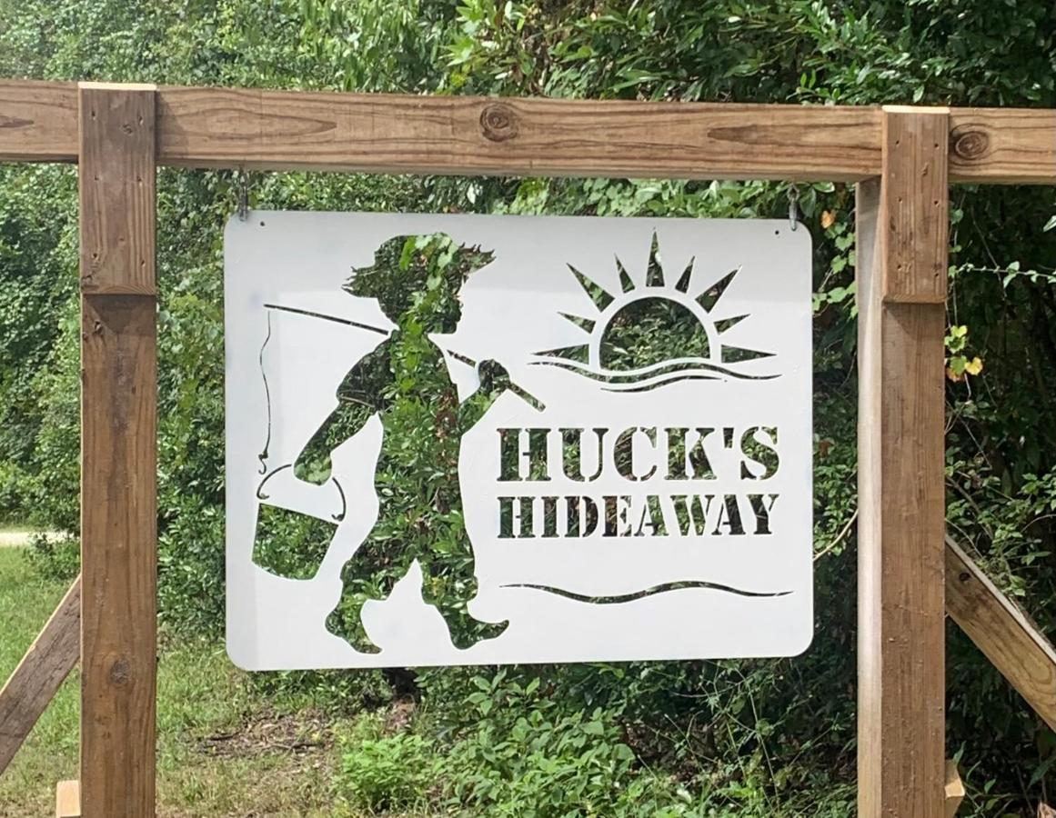 Hébergement de vacances Huck's Hideaway Near The Santa Fe River *